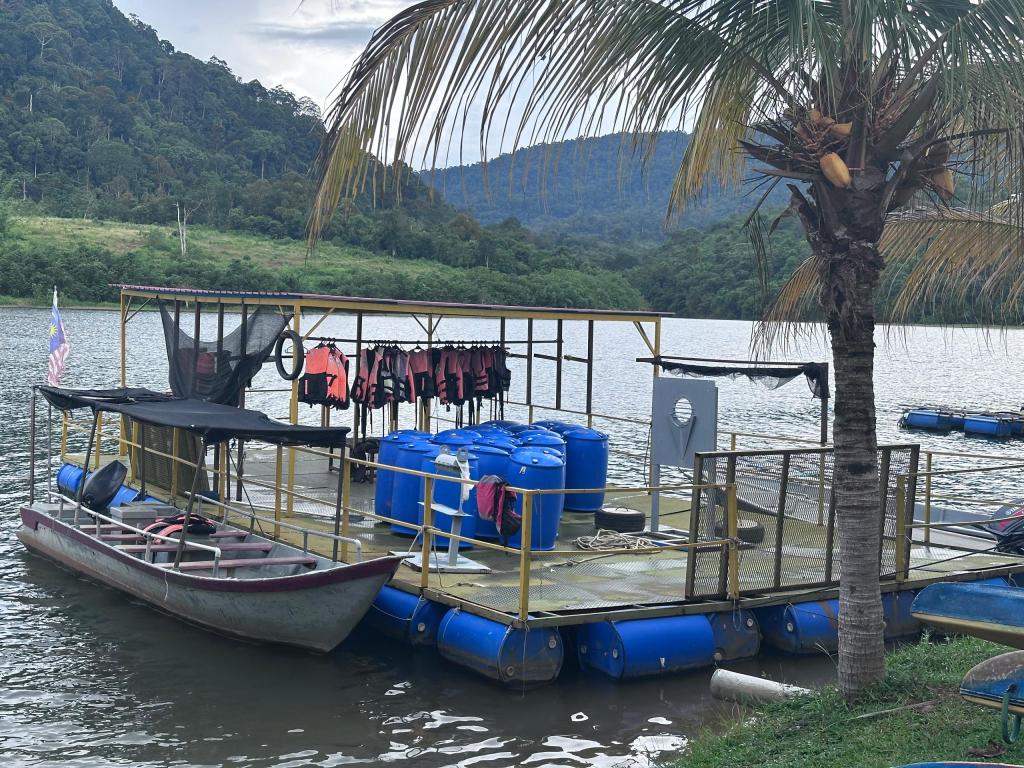 Resort Tepi Tasik di Sik: Masak Lemak Ikan Baung, Star Gazing & Cerita&nbsp;Kampung